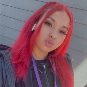 Meet your Posher, Rina